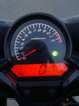 Honda cbr 125r 2015 - 10