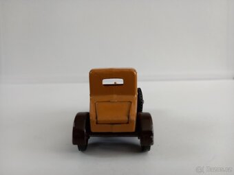 MATCHBOX LESNEY - 10