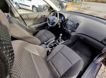 HYUNDAI i30 1.4i 16V 80KW,r.v. 2011,8xAIRBAG,CD,BC,SERVO. - 10