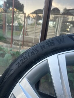 ALU Kola ŠKODA 5x112 R18 PERSEUS ZÁNOVNÍ Pneu 225/45/18 - 10