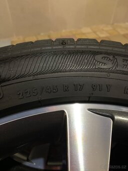 Alu kola Škoda R17 5X112 LETNÍ PNEU 225/45 R17 100% Vzorku - 10