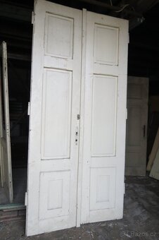 3/ Staré vchodové dveře - 10