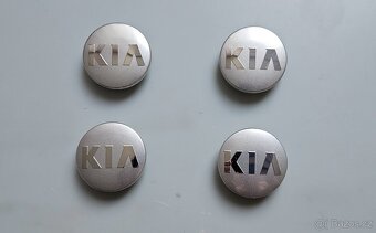 Středové krytky do kol KIA - 10