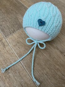 Ručně pletená dětská čepice 0-3 měs. různé barvy - 10