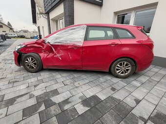 Hyundai i30 - 10