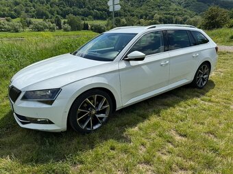 Superb 3 2016 2.0 TDI 110kw - 10