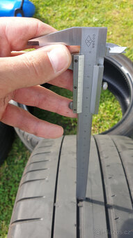 225/40R19 255/35R19 letní pneu BMW 4 G22 5mm dezén - 10