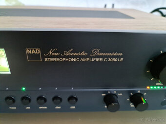 Stereo zesilovač NAD C3050 LE Limited Edition v retro design - 10