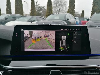 BMW Řada 5 520D Sport Line - 10