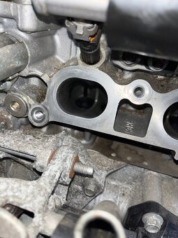 Motor Dacia 1.6 16v 75kw LPG - 10