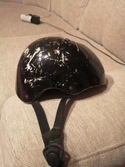 Dětské + dospělé přilby, rukavice - 10