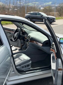 BMW E39 525D Touring - 10