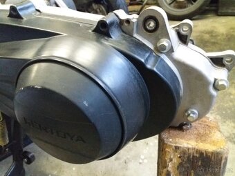 Motor na čínské skútry 125 cm Kentoya C5, Lintex apod. - 10