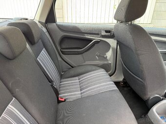 Ford Focus 1.6 TDCi 80kw 2009 sport - 10
