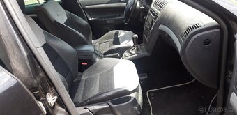 Škoda Octavia II 2.0 TFSI RS 200 ps, 6-ti rychlostní, - 10