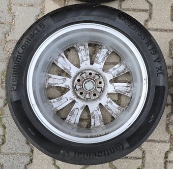Kola Mazda CX-5 225/55 R19 Continental Premium Contact 6 - 10