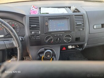 Volkswagen T5 - 10