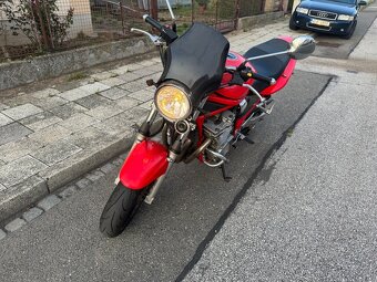 Suzuki gsf600 Bandit - 10