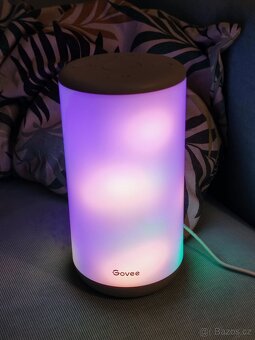 Govee Aura Stmívatelná stolní lampa - 10