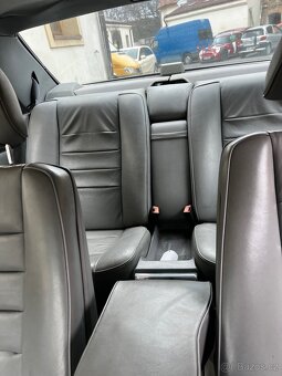 Mercedes-Benz 560 SEC (W126) - 10