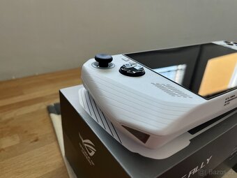 ASUS ROG Ally Z1 Extreme 1TB kompl. balení, pouzdro, záruka - 10
