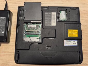 MEDION MD 40100 (Pentium 4 2.8GHz, GeForce FX Go 5300 64MB) - 10