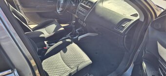 Mitsubishi ASX - 10