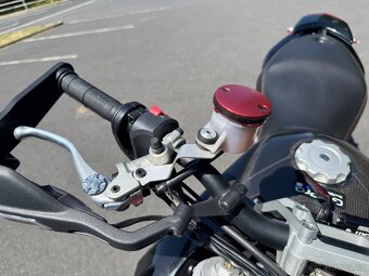Ducati Hypermotard - 10