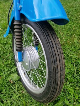 Jawa 555 - 10