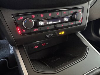 Seat Arona 1.0TGi FR - Line Kamera Assist LED - 10