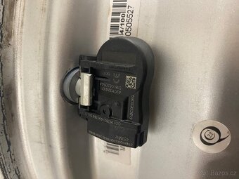 4x100 R16 6,5J ET45 Oxxo Oberon 4 - 10