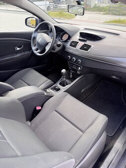 Renault Megane 1.5 dci - 10