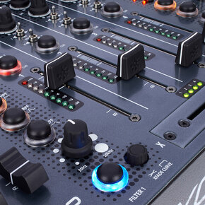 Allen & Heath Xone92 - 10