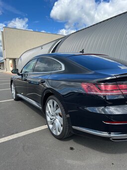 Arteon R-line 2.0 Tdi 140kW (2019) - 10