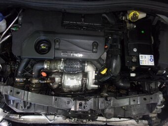 Peugeot 208 1,6 e-HDi - 10