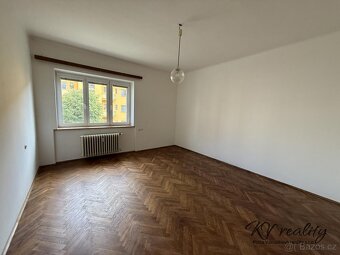 Prodej bytu 2+1 s balkonem, CP 81 m2, Vsetín, ul. Na Kamenc - 10