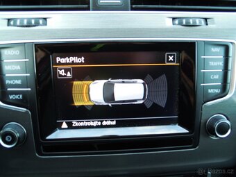 Volkswagen Golf 1.4TSi COMFORTLINE - SERVIS - 10