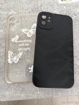iPhone 11, 64GB černý - 10