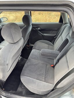 Ford Focus 1.8 TDCI Ghia - 10
