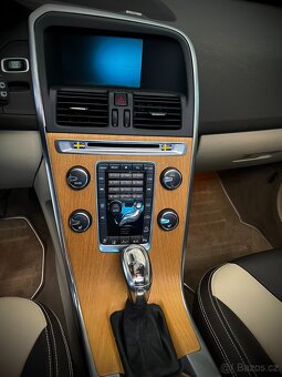 Prodám VOLVO XC60 AWD D5 - 158kW AUT 2012 - Summum TOP STAV - 10