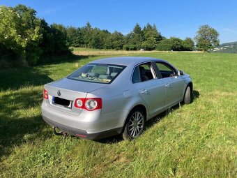 Volkswagen Jetta 1.6 Benzin 2007 - 10