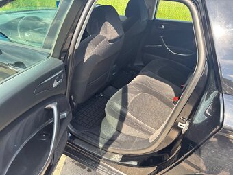 CITROEN C5 TOURER EXCLUSIVE 2.0HDI 100KW 6Q rv.2010 - 10