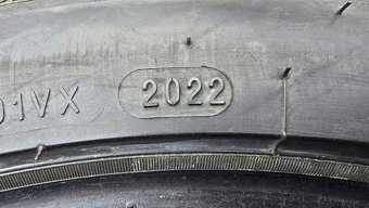 Letní pneu 235/40/19 Kleber - 10