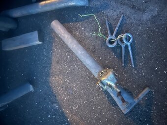Lešení EKRO 85 + doplňky cca 110m2 pohledové plochy - 10
