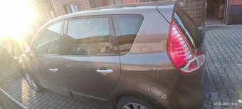 Prodám Renault Megane Scenic k opravě nebo na náhradní dily - 10