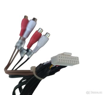 14/20-PIN konektor pro autorádia - RCA, AMP, USB - 10