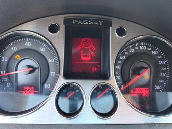 Volkswagen Passat B6 2.0 FSI 4motion - 10