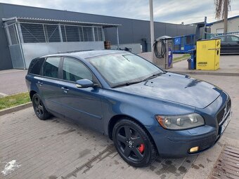 Prodám Volvo V50 2.4i 125kw - 10