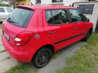 Škoda Fabia - 10