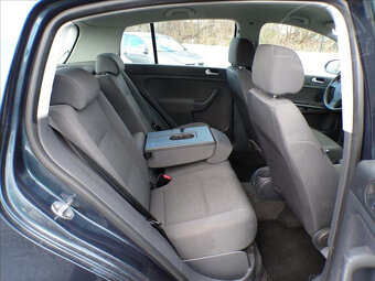 Volkswagen Golf Plus 1,6 MPI TAŽNÉ ZAŘÍZENÍ - 10